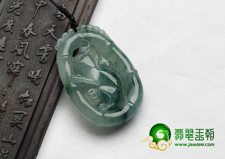 糯冰种飘花缅甸翡翠A货灵猴献寿挂件