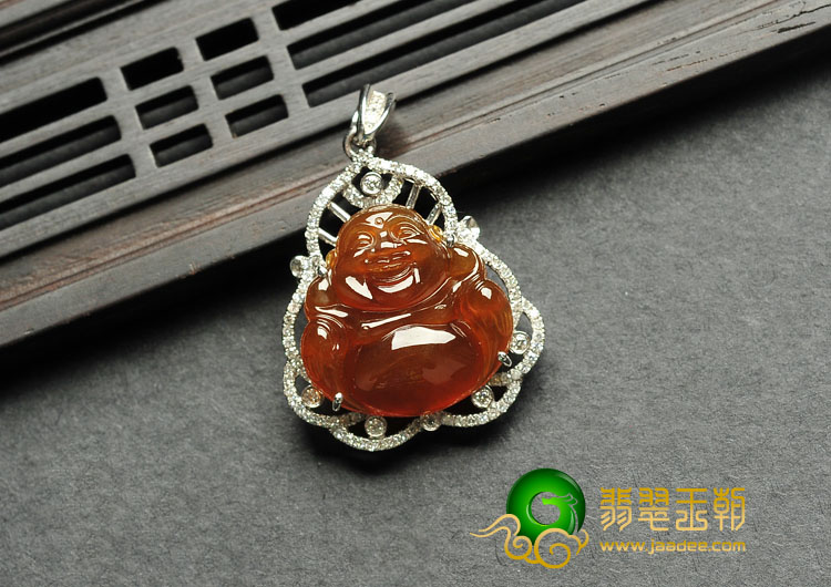 冰种红黄翡缅甸翡翠A货镶白金玉佛胸坠（真钻）