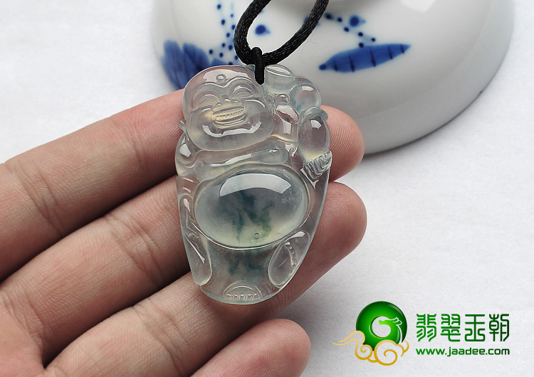 冰玻种飘花缅甸翡翠A货逍遥佛挂件