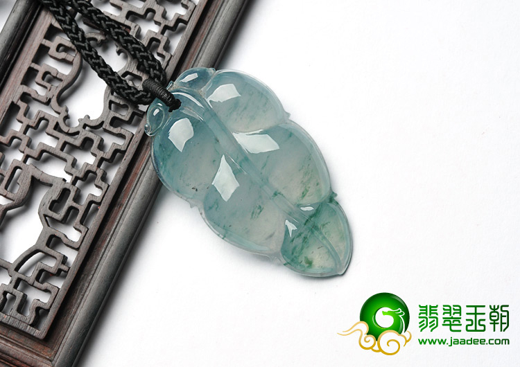 冰种飘花缅甸翡翠A货叶子挂件