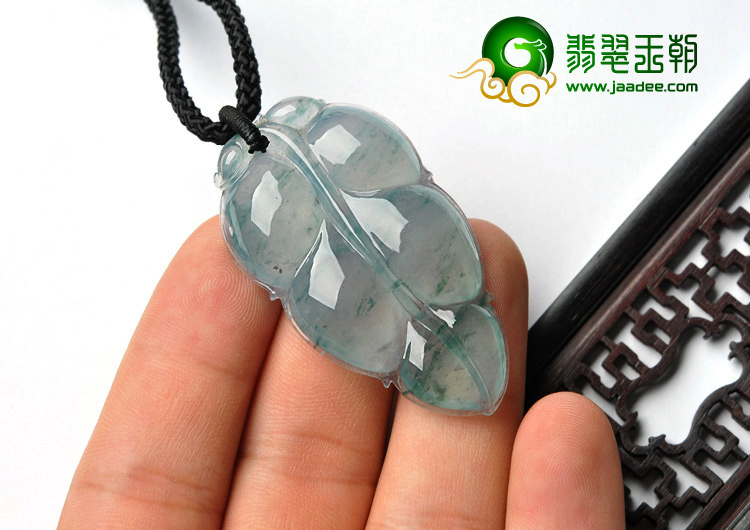 冰种飘花缅甸翡翠A货叶子挂件
