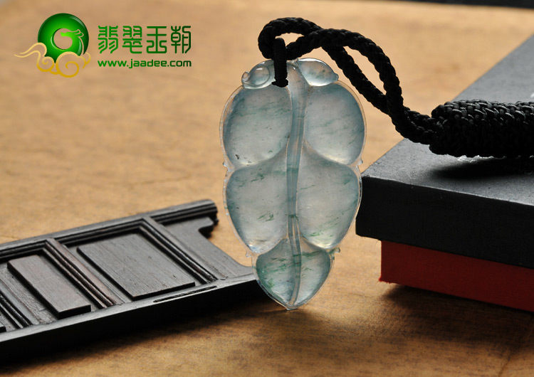 冰种飘花缅甸翡翠A货叶子挂件