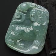 冰种晴水缅甸翡翠A货虎牌挂件