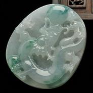 糯冰种飘花缅甸翡翠A货龙牌挂件