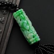 糯冰种翠色缅甸翡翠A货龙柱挂件