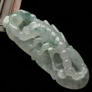 冰种飘花缅甸翡翠A货蝎子挂件