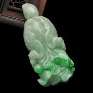 糯冰种翠色缅甸翡翠A货白菜挂件