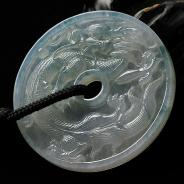 冰种飘花缅甸翡翠A货龙牌挂件