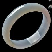 糯冰种淡春带彩缅甸翡翠A货手镯（57.9mm）