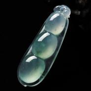 冰玻种晴水略飘花缅甸翡翠A货四季豆挂件