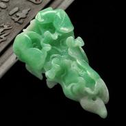糯冰种豆色缅甸翡翠A货白菜挂件