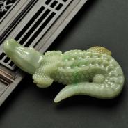 细糯种晴水缅甸翡翠A货鳄鱼挂件