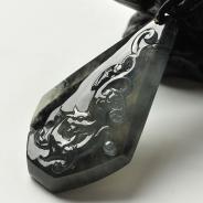 冰玻种（乌鸡种）水墨色缅甸翡翠A货仿古龙牌挂件