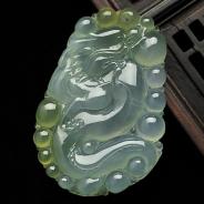 冰种晴水略带黄翡缅甸翡翠A货龙戏珠挂件