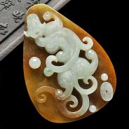 糯冰种褐黄翡缅甸翡翠A货螭虎牌挂件