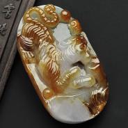 糯冰种褐黄翡缅甸翡翠A货下山虎挂件