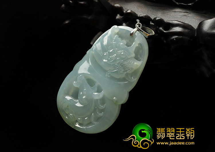 冰种晴水缅甸翡翠A货龙马精神挂件