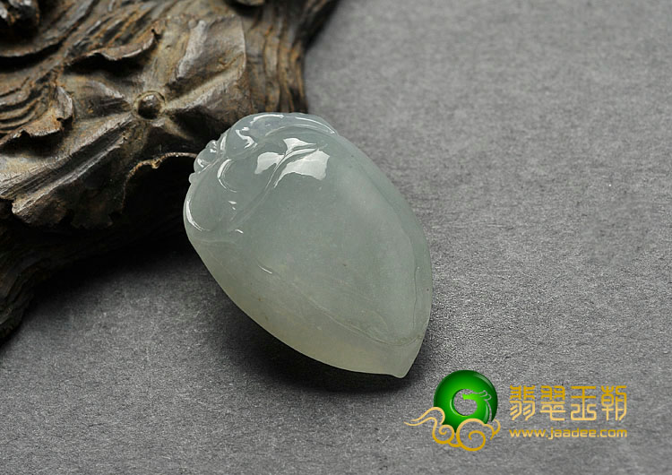 冰种晴水缅甸翡翠A货寿桃挂件