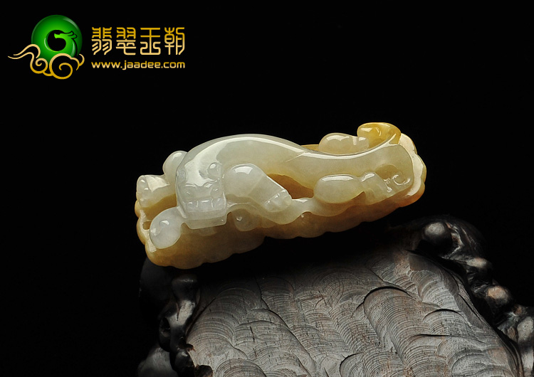 细糯种黄翡缅甸翡翠A货螭龙挂件