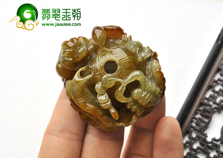 糯冰种褐黄翡缅甸翡翠A货五毒俱全挂件