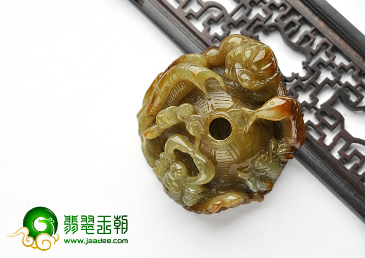 糯冰种褐黄翡缅甸翡翠A货五毒俱全挂件