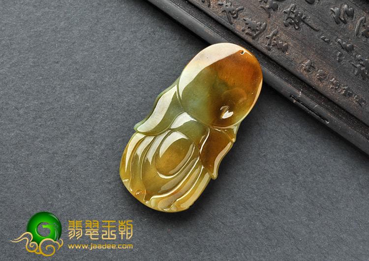 细糯种褐黄翡缅甸翡翠A货关公挂件