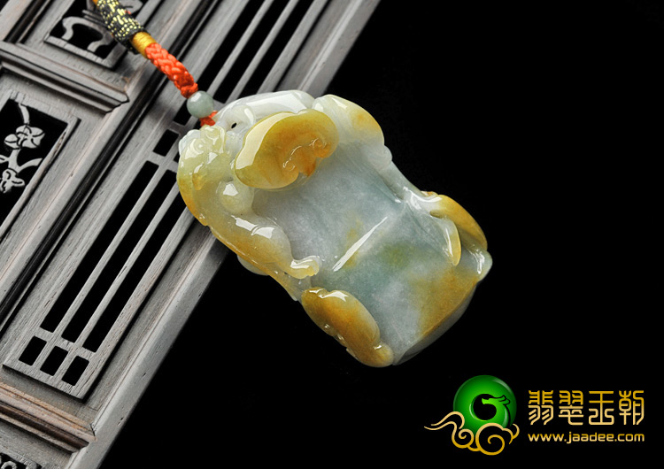 糯冰种褐黄翡缅甸翡翠A货节节高挂件