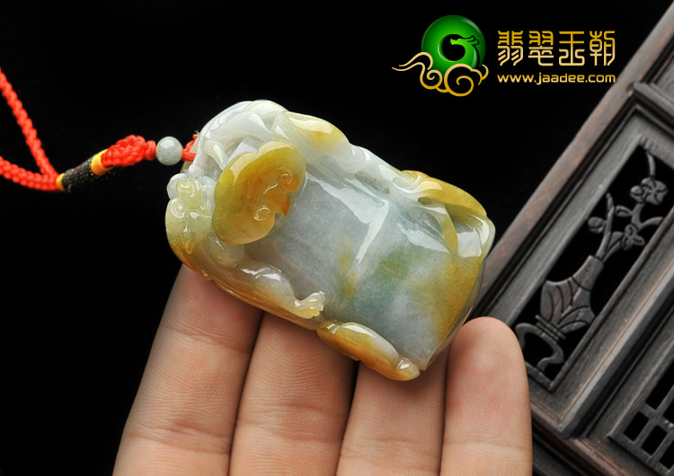 糯冰种褐黄翡缅甸翡翠A货节节高挂件
