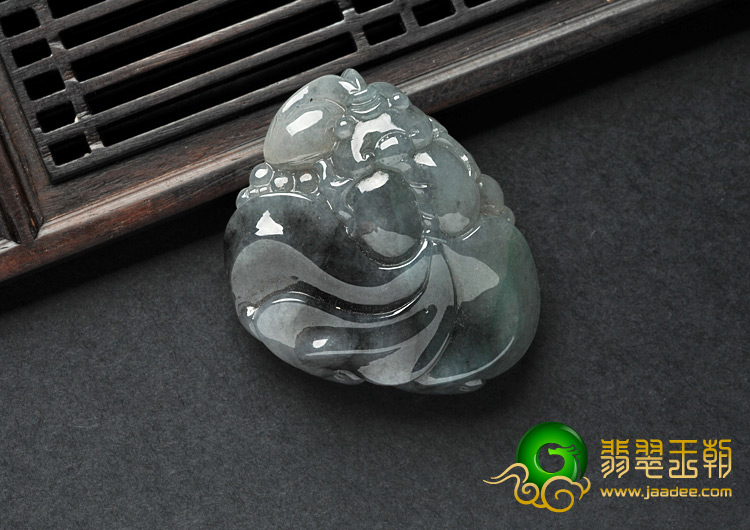 糯冰种（乌鸡种）墨色缅甸翡翠A货金玉满堂挂件
