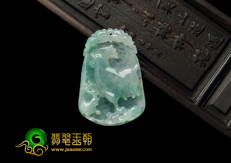 糯冰种晴水缅甸翡翠A货鸡牌挂件