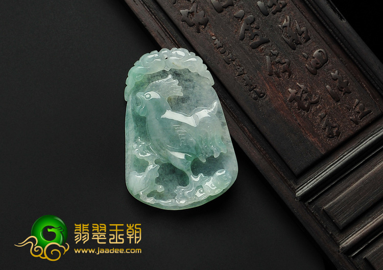 糯冰种晴水缅甸翡翠A货鸡牌挂件