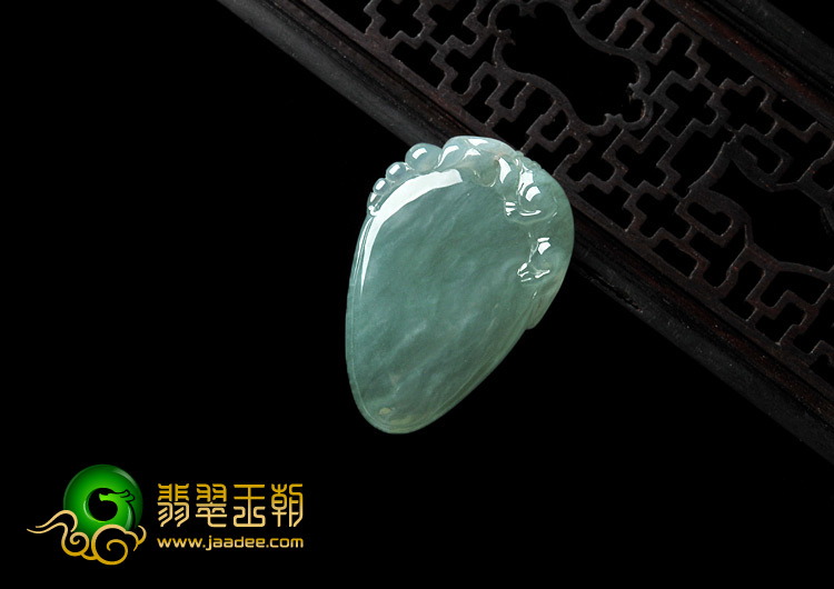 feicui糯冰种晴水缅甸翡翠A货寿桃挂件