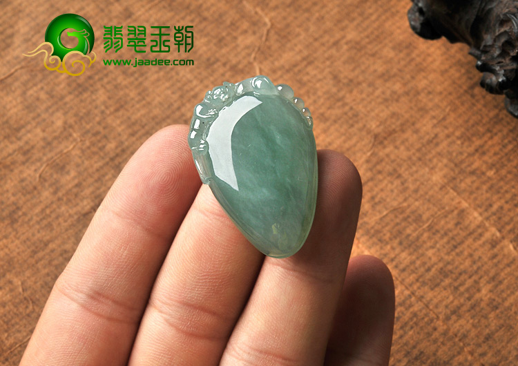 feicui糯冰种晴水缅甸翡翠A货寿桃挂件