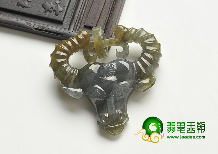 糯冰种墨色褐黄翡缅甸翡翠A货牛头挂件