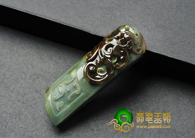 糯冰种蓝水褐黄翡缅甸翡翠A货仿古龙凤呈祥挂件