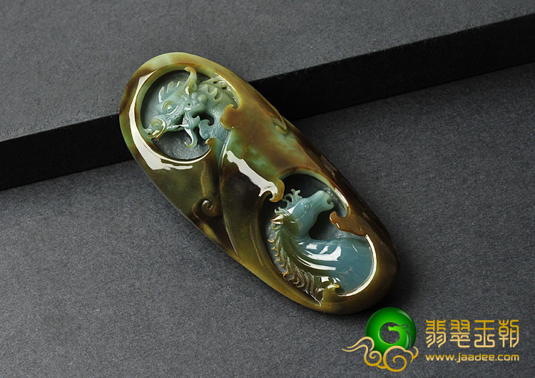 糯冰种蓝水褐黄翡缅甸翡翠A货龙马精神挂件