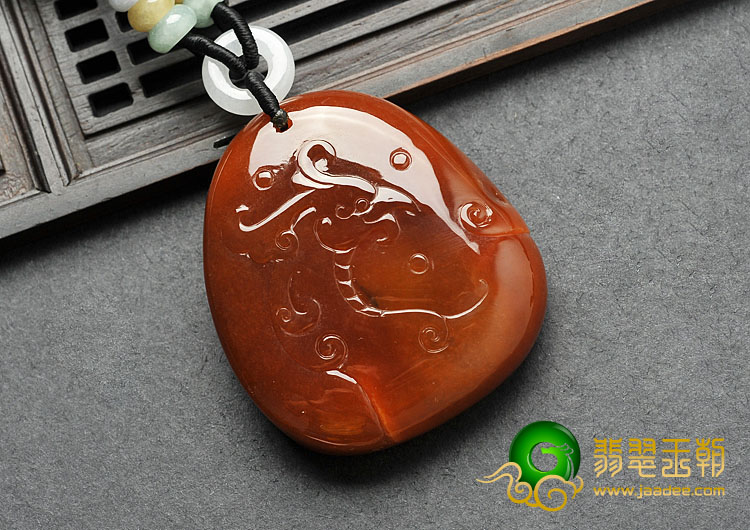 糯冰种红翡缅甸翡翠A货龙凤呈祥挂件
