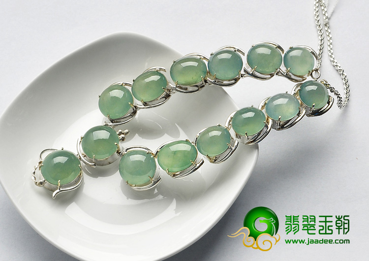 冰种晴水缅甸翡翠A货项链面