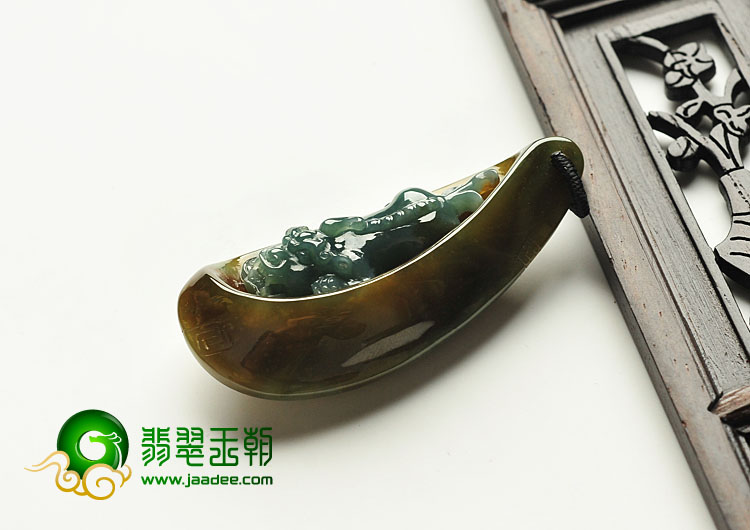 糯冰种褐黄翡缅甸翡翠A货貔貅挂件