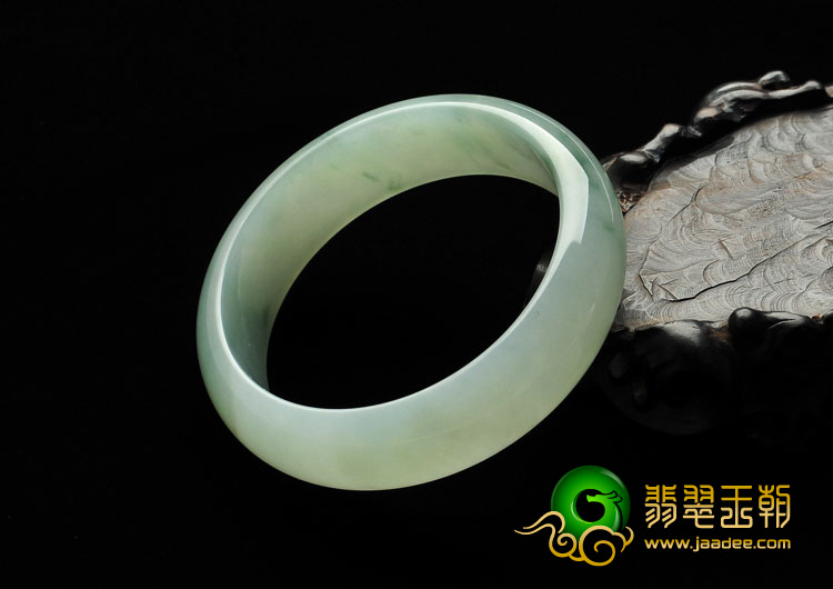 糯冰种飘花缅甸翡翠A货手镯（59.2mm）