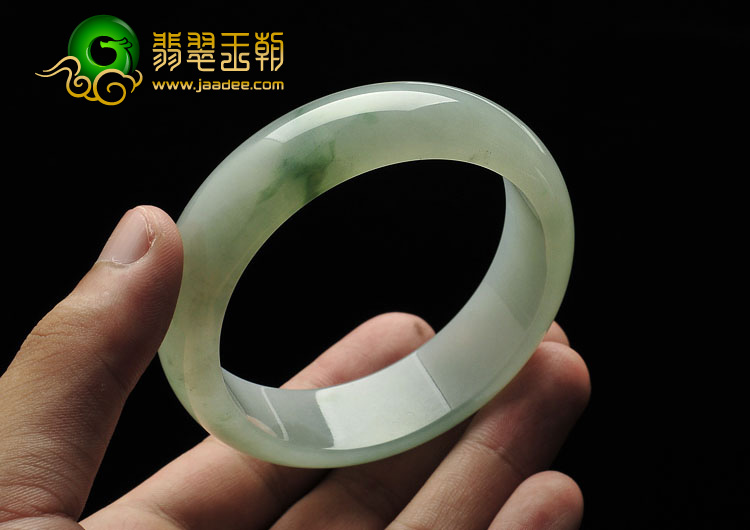 糯冰种飘花缅甸翡翠A货手镯（59.2mm）