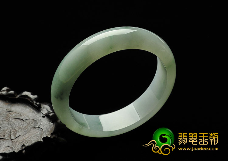 糯冰种飘花缅甸翡翠A货手镯（59.2mm）