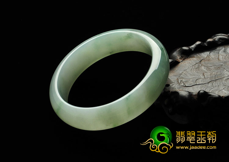 糯冰种飘花缅甸翡翠A货手镯（59.2mm）