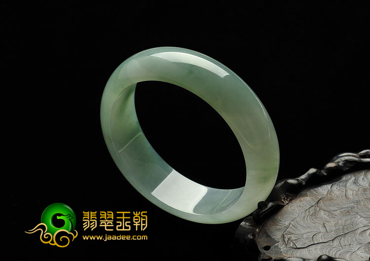 糯冰种飘花缅甸翡翠A货手镯（59.1mm）