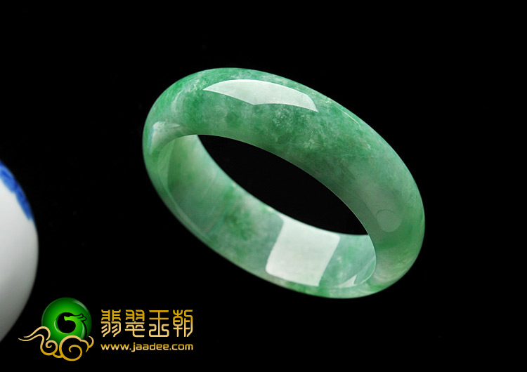 糯冰种晴水缅甸翡翠A货手镯（56mm）
