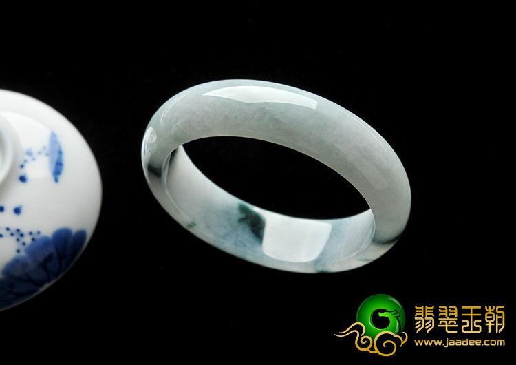 糯冰种飘花缅甸翡翠A货手镯（58.3mm）