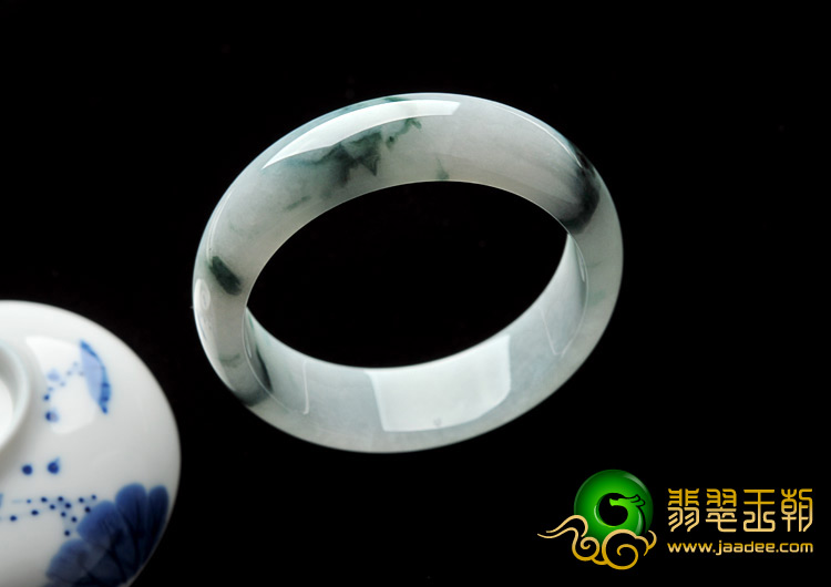 糯冰种飘花缅甸翡翠A货手镯（58.3mm）