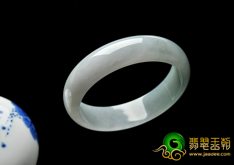 糯冰种晴水缅甸翡翠A货手镯（59.5mm）
