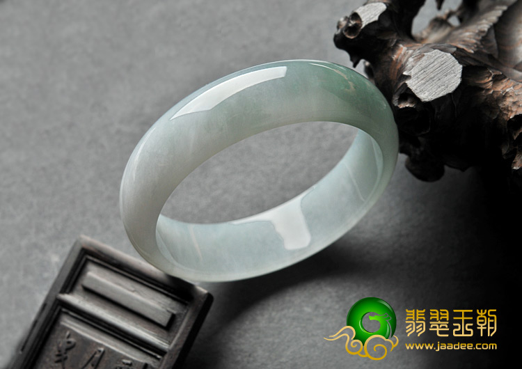 糯冰种晴水缅甸翡翠A货手镯（59.5mm）