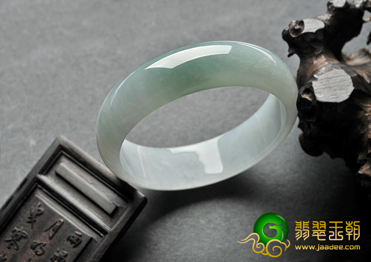 糯冰种晴水缅甸翡翠A货手镯（59.5mm）